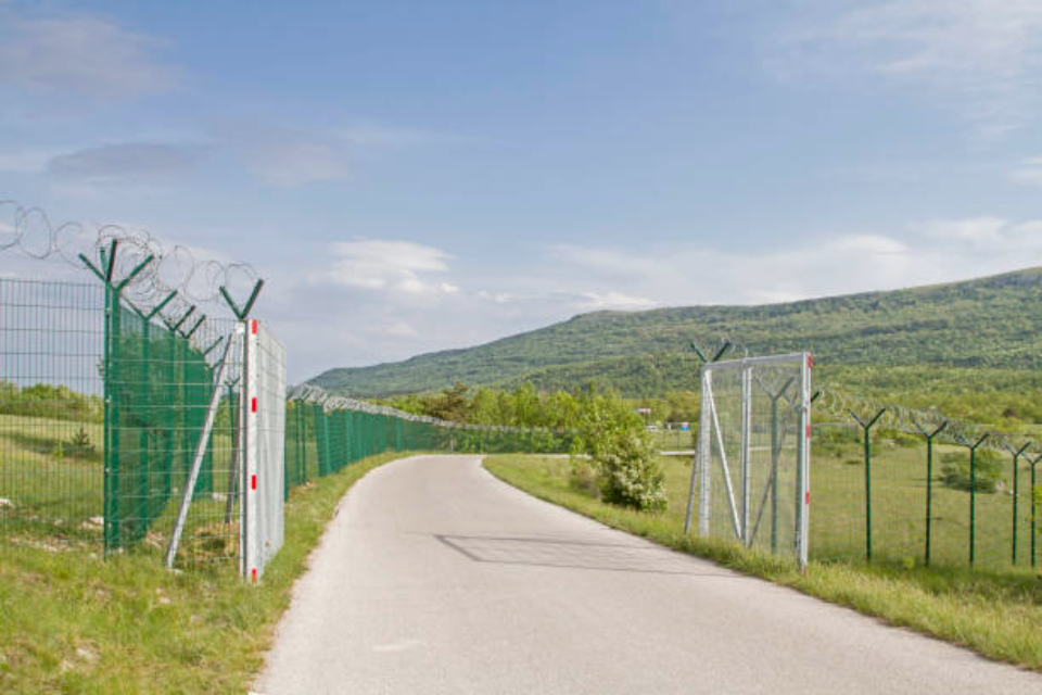 Відновлення прикордонного контролю в Хорватії підкреслює міграційний тиск