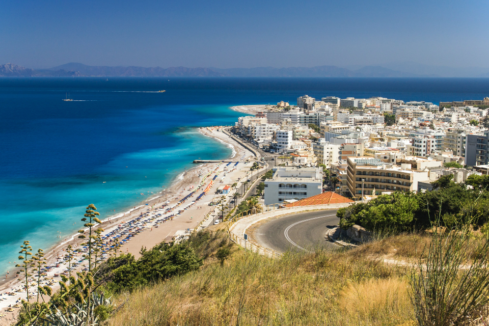 Уряд Греції намагається контролювати нестримний розвиток туризму