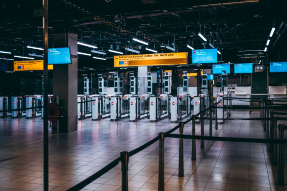 Схема в'їзду-виїзду до ЄС може спричинити 14-годинні черги на кордоні