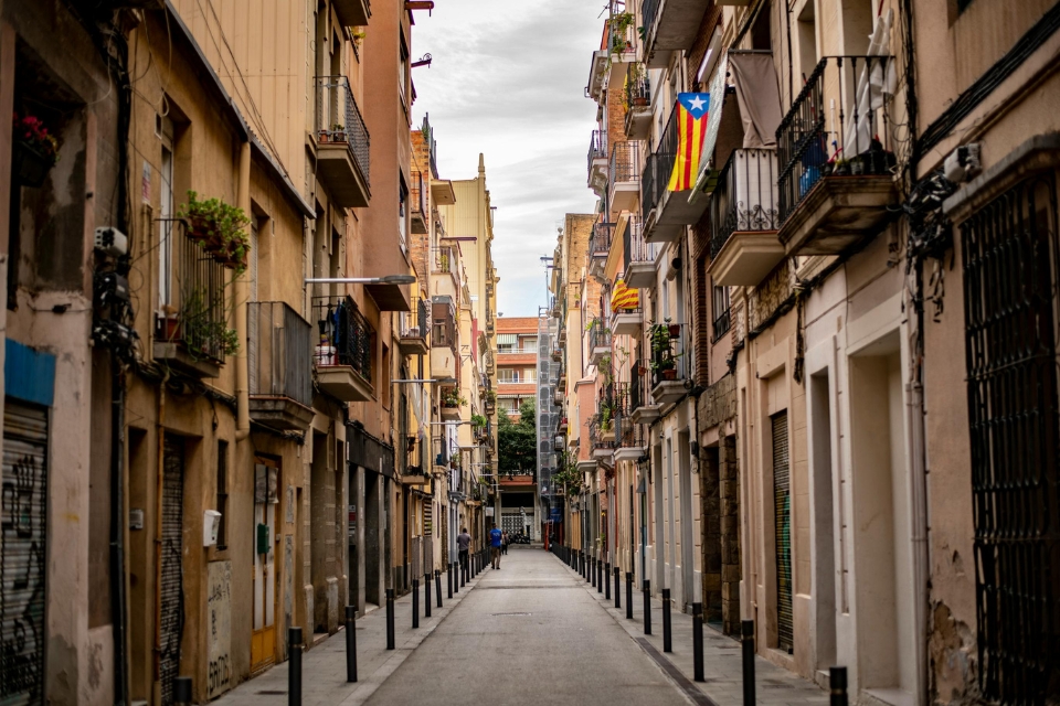 Барселона заборонить туристичні апартаменти для подолання житлової кризи